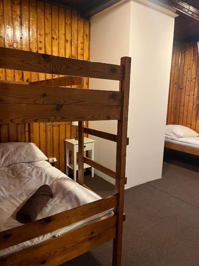 Schronisko Gosciniec Rownica Hotel Ustron Ngoại thất bức ảnh