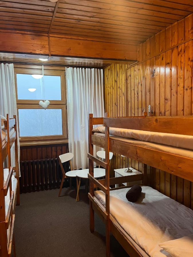 Schronisko Gosciniec Rownica Hotel Ustron Ngoại thất bức ảnh